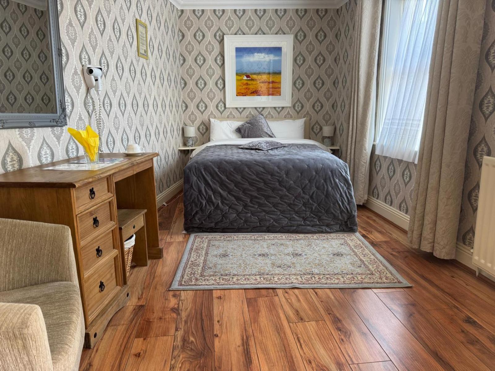 Double Room,1661631582:JPEG